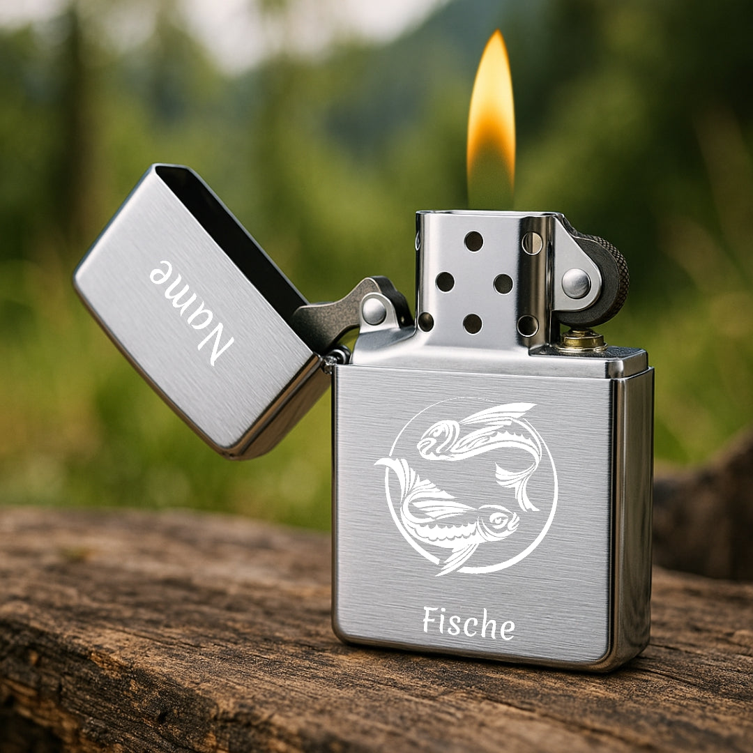 Zippo® Feuerzeug Chrome Brushed mit Sternzeichen-Motiv & Wunschgravur