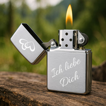 Zippo® Feuerzeug Chrome Brushed – Motiv Liebe & Wunschgravur
